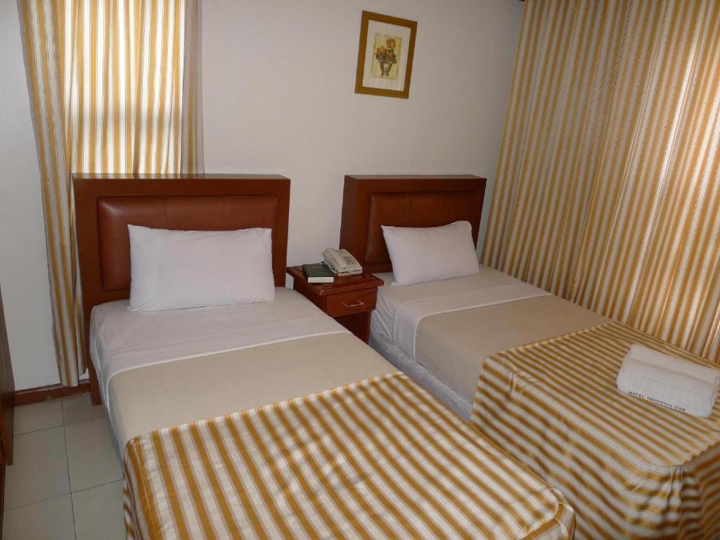 באגויו Hotel Cosmopolitan מראה חיצוני תמונה