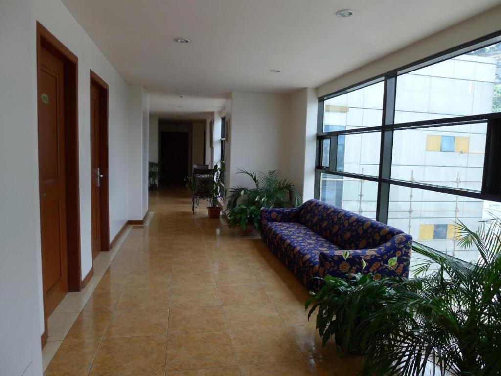 באגויו Hotel Cosmopolitan מראה חיצוני תמונה