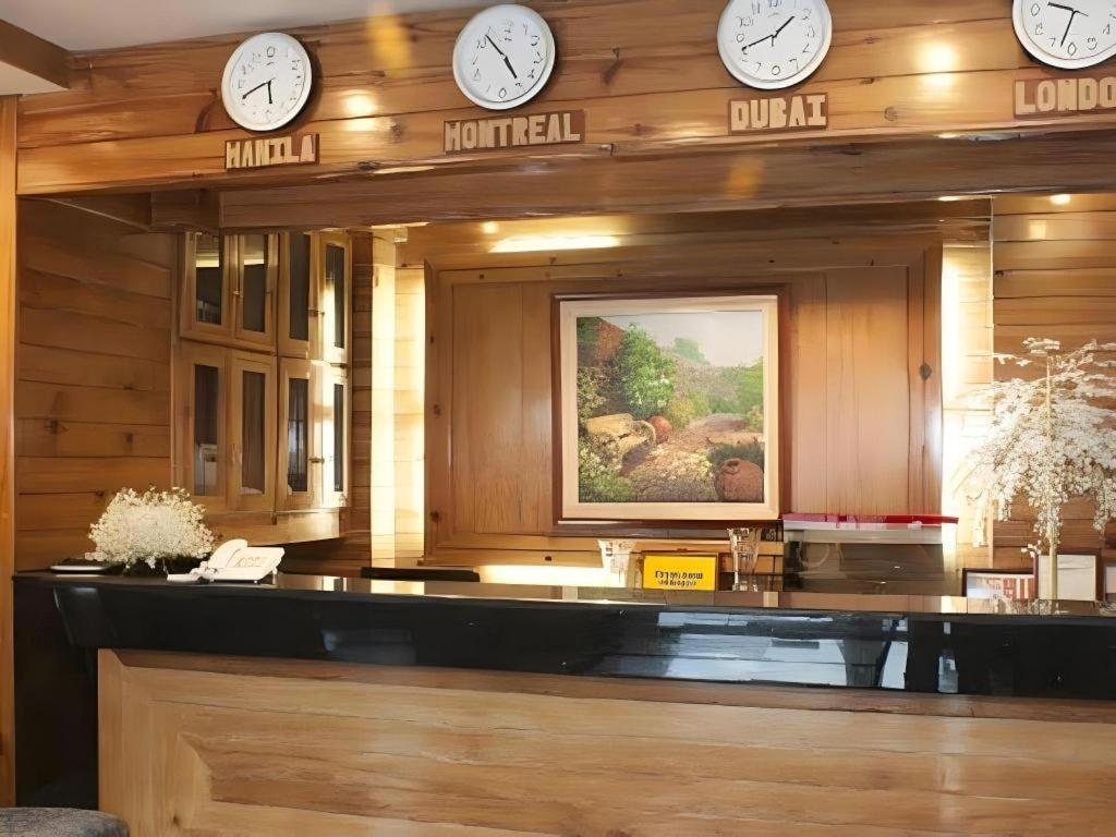 באגויו Hotel Cosmopolitan מראה חיצוני תמונה